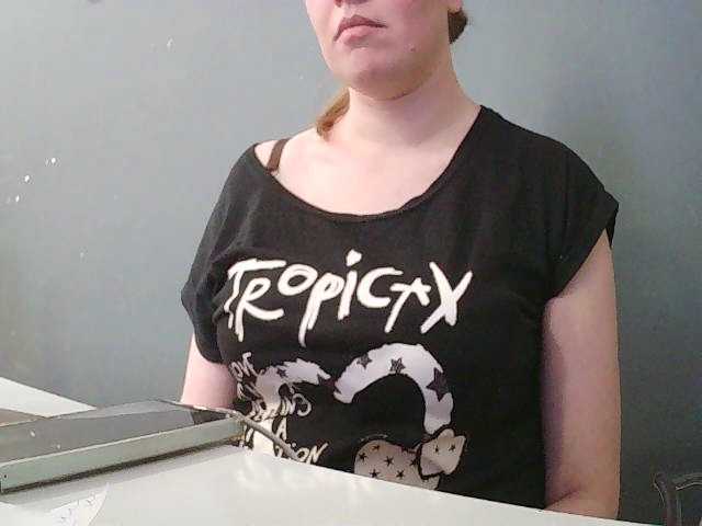 Darinac's BongaCams show and profile