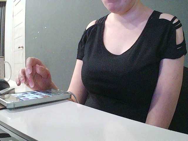 Darinac's BongaCams show and profile