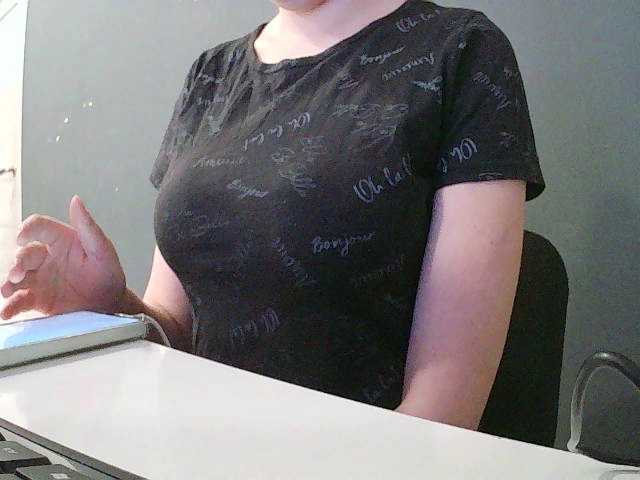 Darinac's BongaCams show and profile