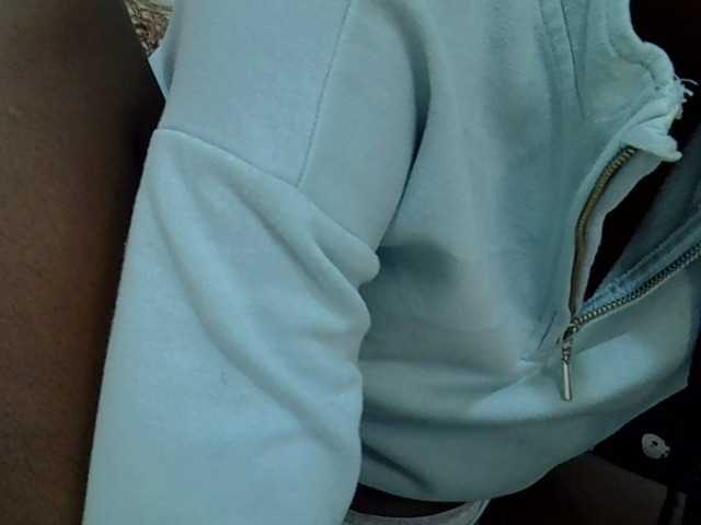 Ebonyslim webcam bongacams model stream image