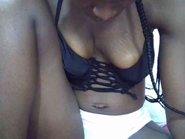 Ebonyslim webcam