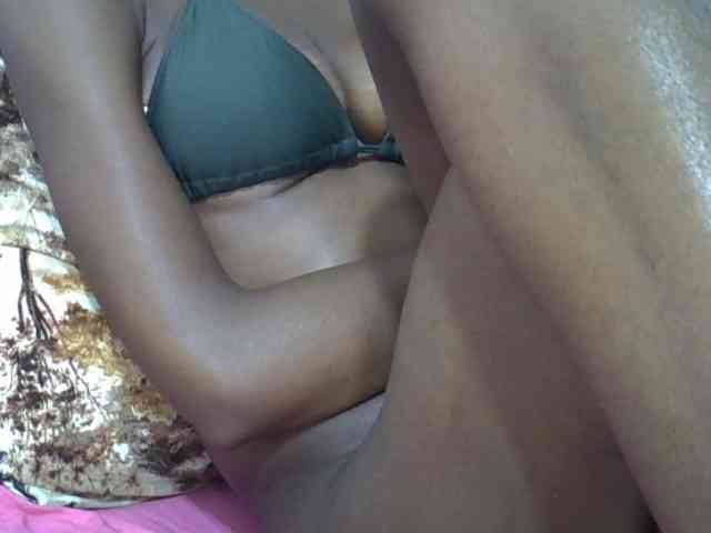 Ebonyslim webcam