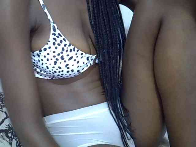 Ebonyslim webcam