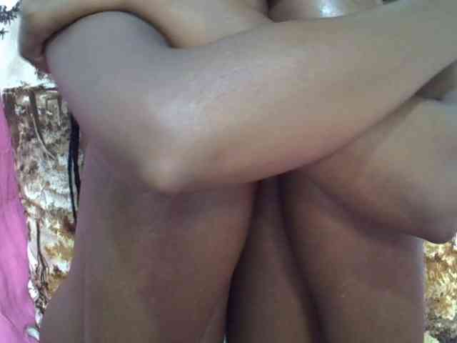 Ebonyslim webcam