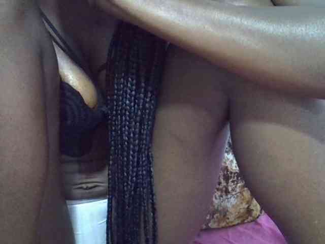 Ebonyslim webcam