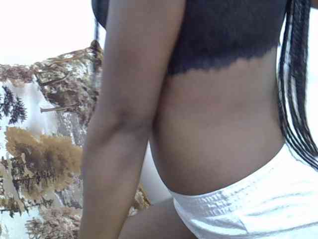 Ebonyslim webcam