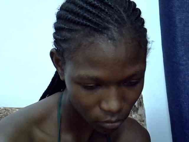 Ebonyslim webcam