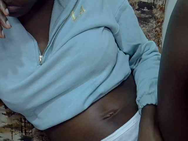 Ebonyslim webcam