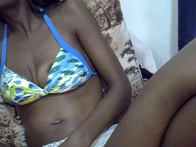 Ebonyslim webcam