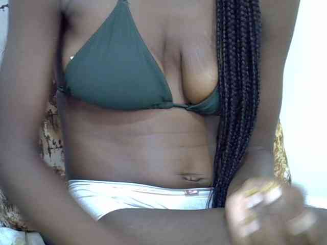 Ebonyslim Live Webcam on BongaCams
