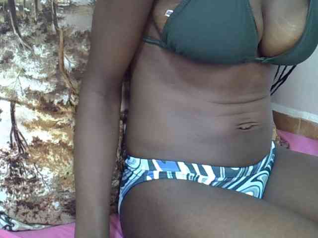 Ebonyslim webcam