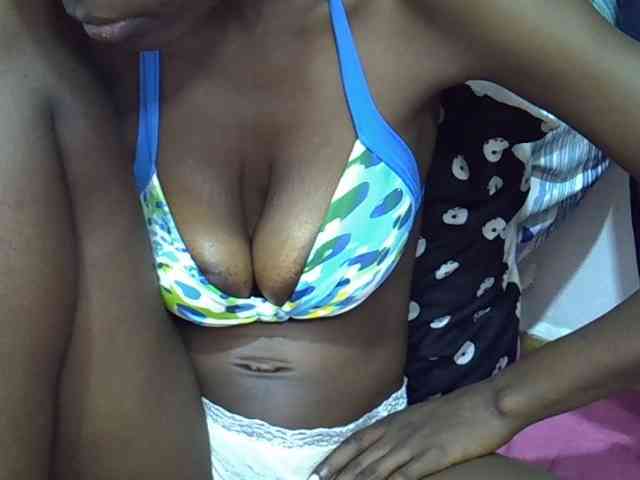 Ebonyslim webcam
