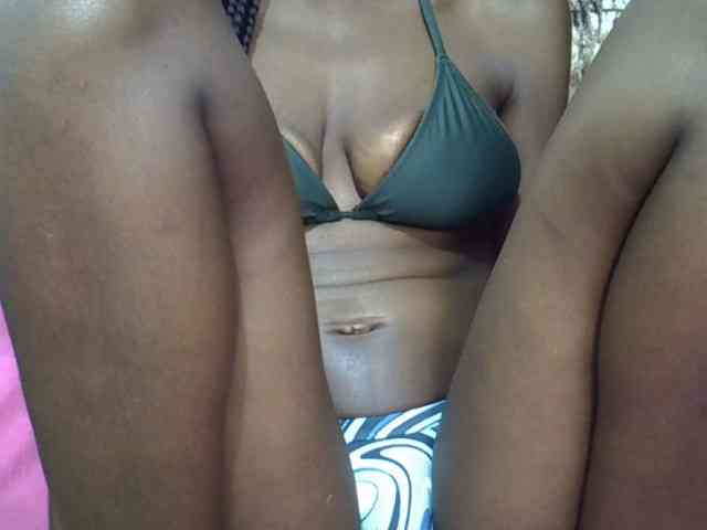 Ebonyslim webcam
