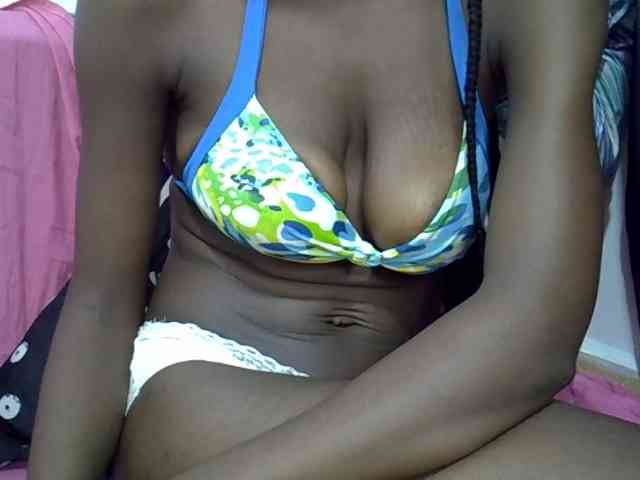 Ebonyslim webcam