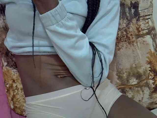 Ebonyslim webcam