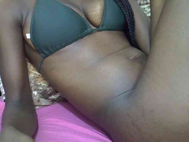 Ebonyslim webcam