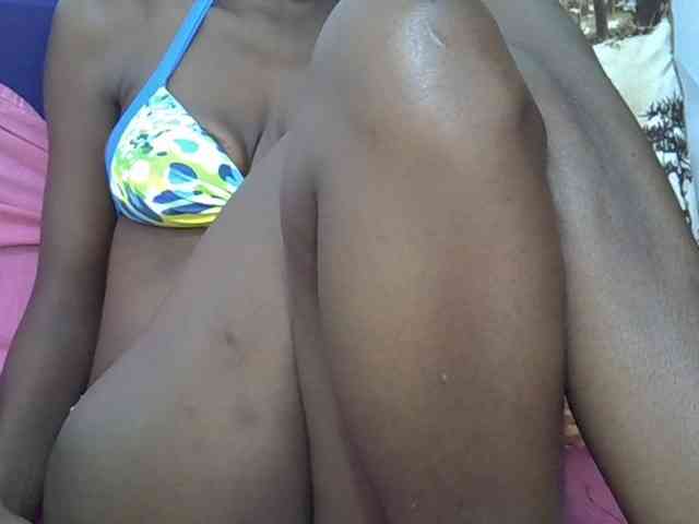 Ebonyslim webcam