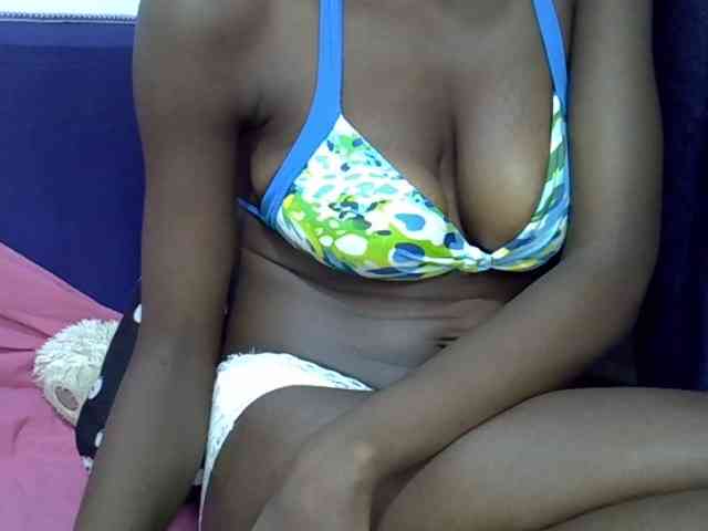 Ebonyslim webcam