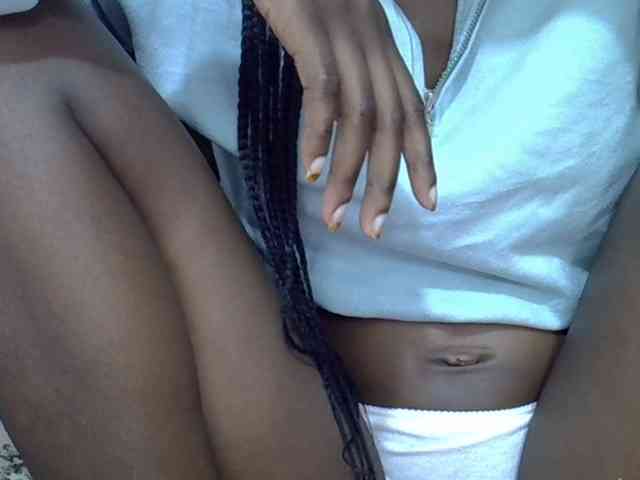 Ebonyslim webcam