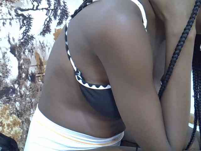 Ebonyslim webcam