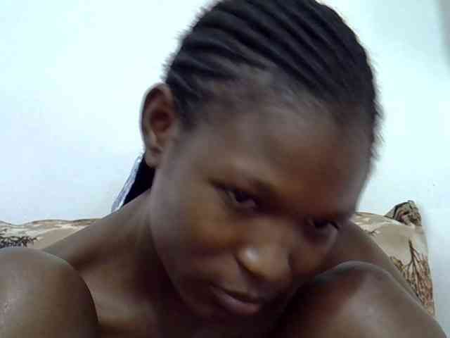 Ebonyslim webcam