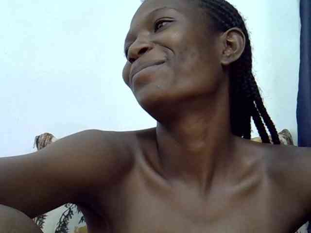 Ebonyslim webcam