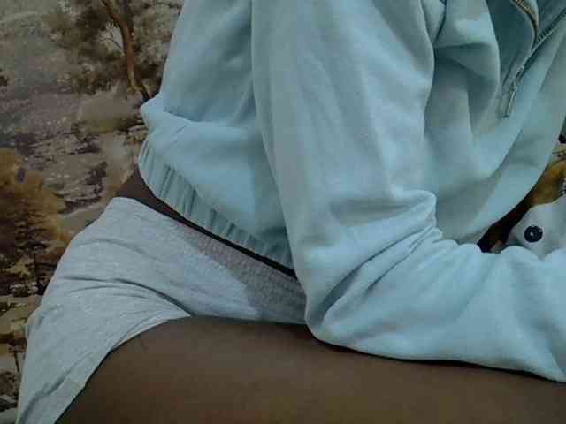 Ebonyslim webcam
