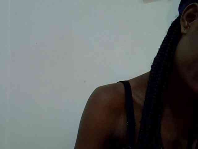 Ebonyslim webcam