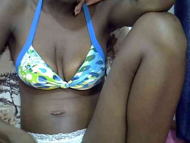 Ebonyslim webcam