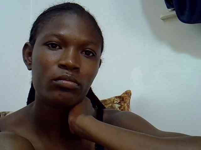 Ebonyslim webcam