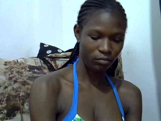 Ebonyslim webcam