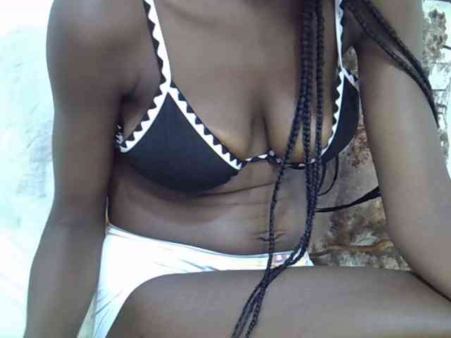 Ebonyslim webcam