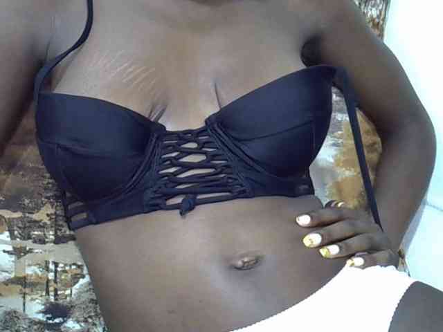 Ebonyslim webcam