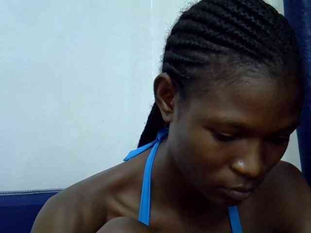 Ebonyslim webcam