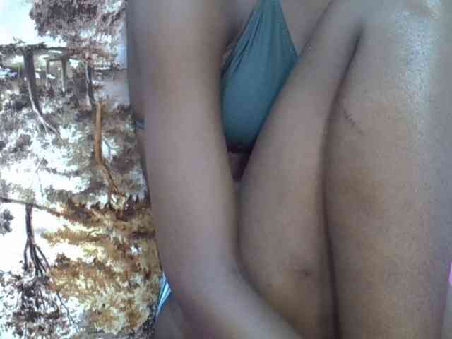 Ebonyslim webcam