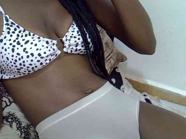 Ebonyslim webcam