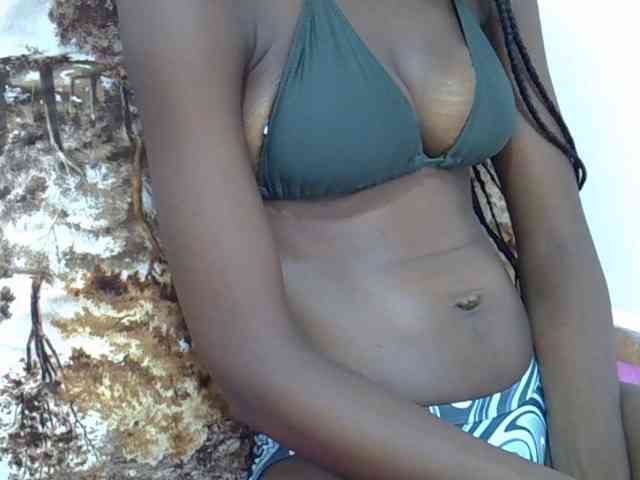 Ebonyslim webcam