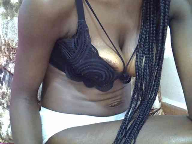 Ebonyslim webcam