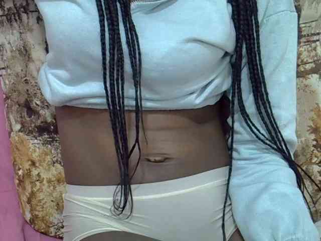 Ebonyslim webcam