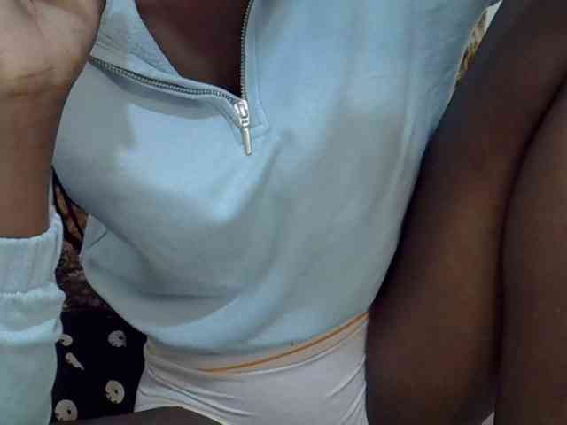 Ebonyslim webcam