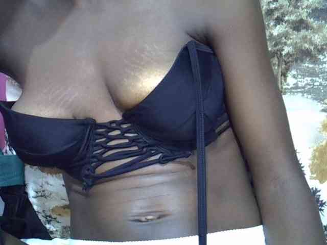 Ebonyslim webcam