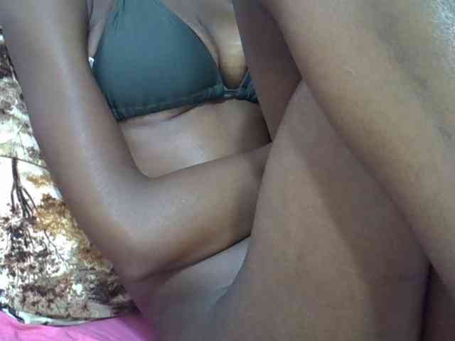 Ebonyslim webcam