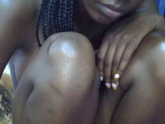 Ebonyslim webcam