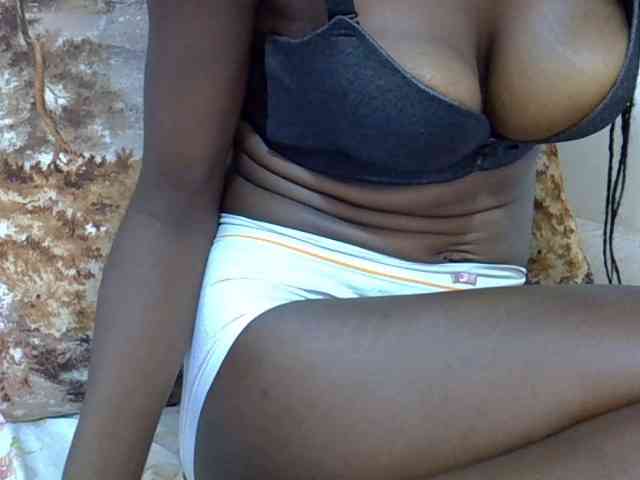 Ebonyslim webcam