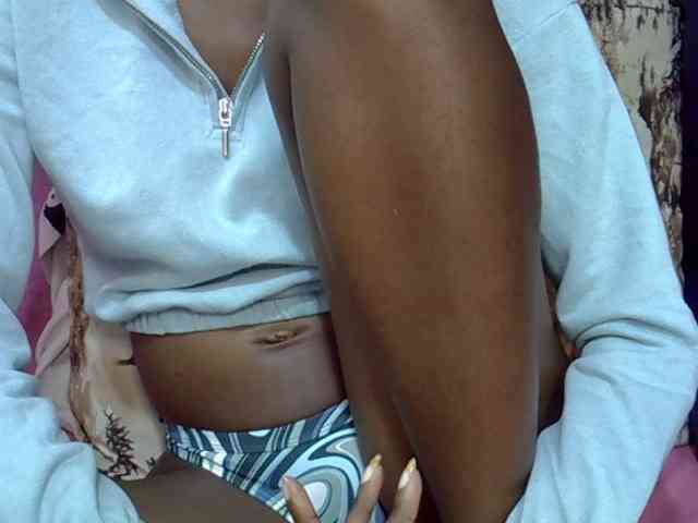 Ebonyslim webcam