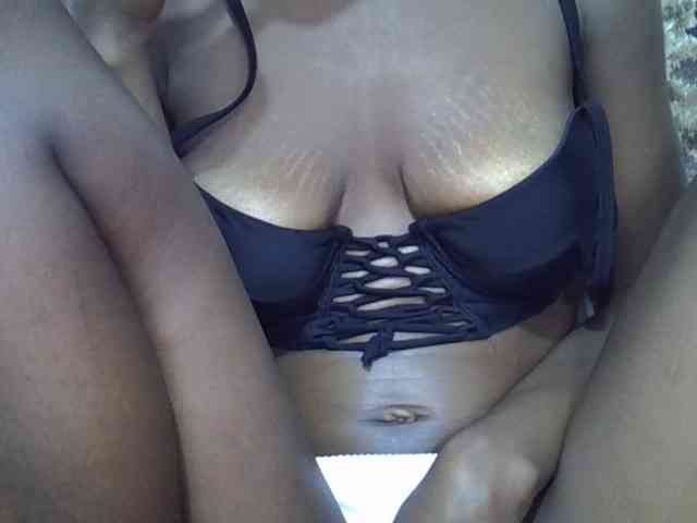 Ebonyslim webcam