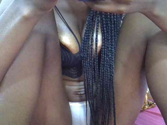 Ebonyslim webcam