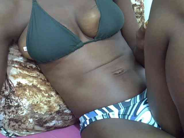 Ebonyslim webcam
