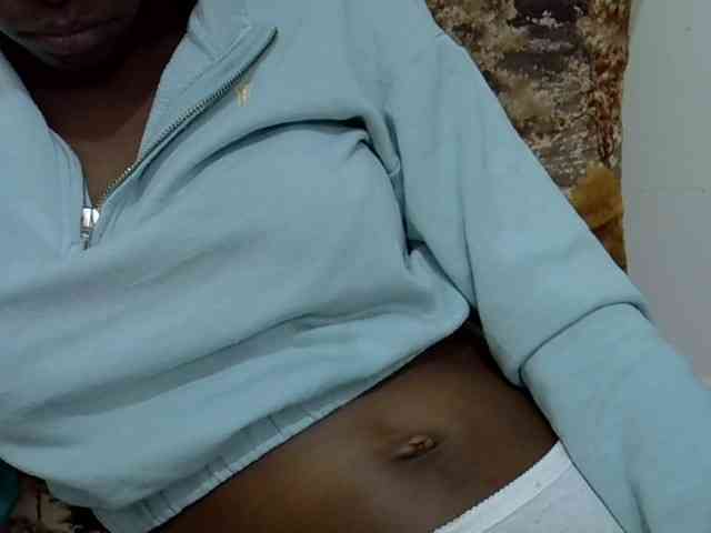 Ebonyslim webcam