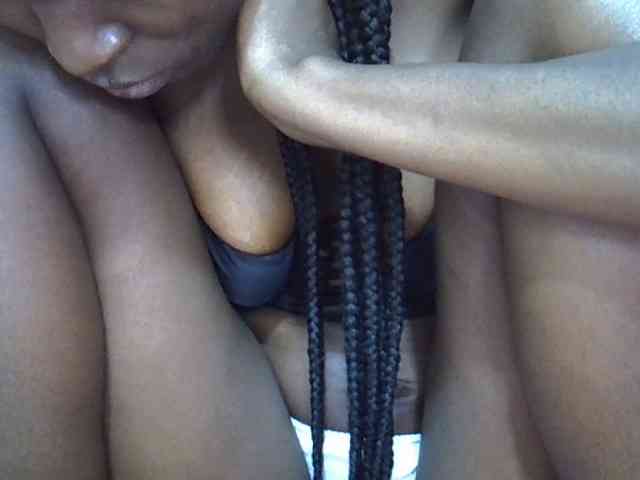 Ebonyslim webcam